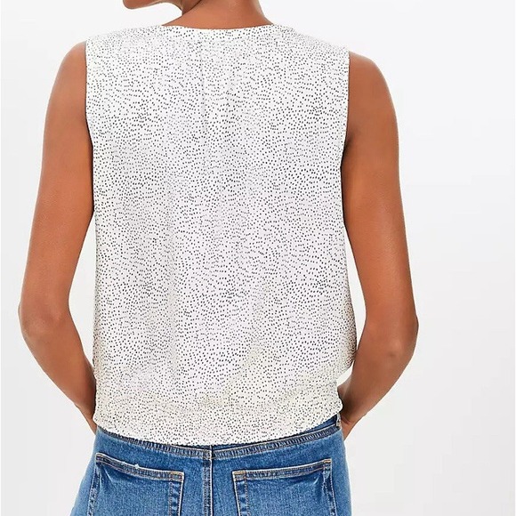 Loft Womens Size Large Ivory Satin Finish Black Dots Button Bubble Hem Shell - Picture 3 of 9